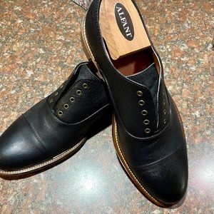 Aston Grey Men’s black dress shoe size 8.5
